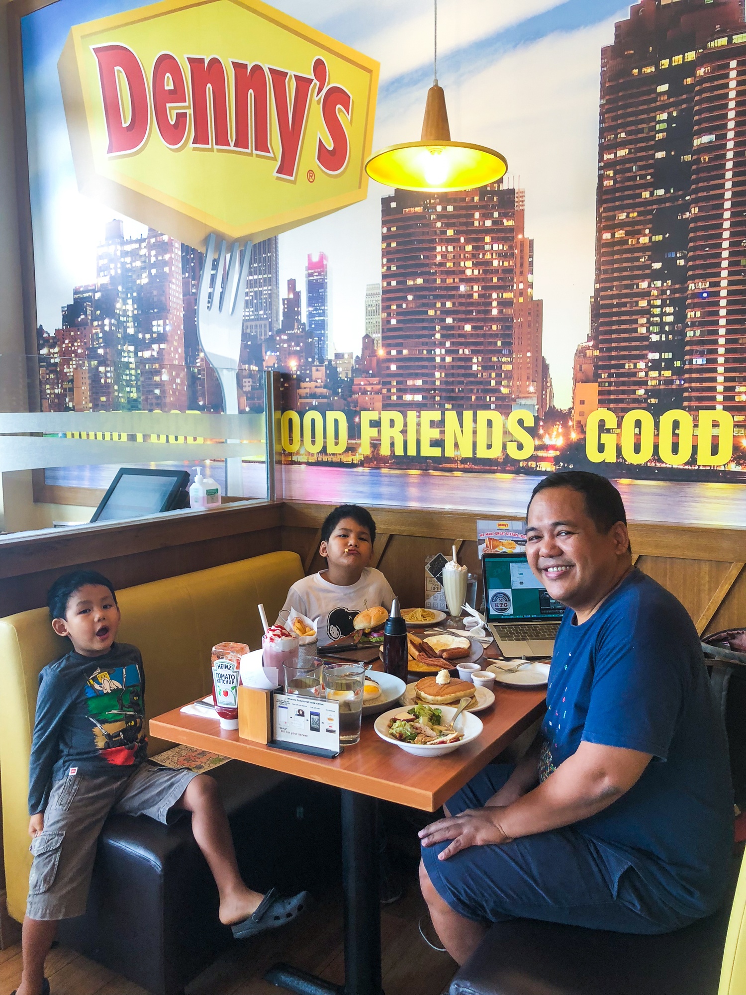 Denny's Philippines